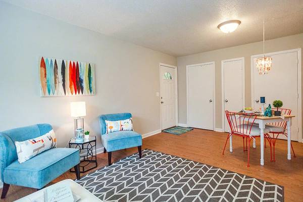FOREST POINTE APARTMENTS - 🔥 MOVE IN SPECIAL + Reduced Rates🔥 - apts/housing for rent - apartment rent picture