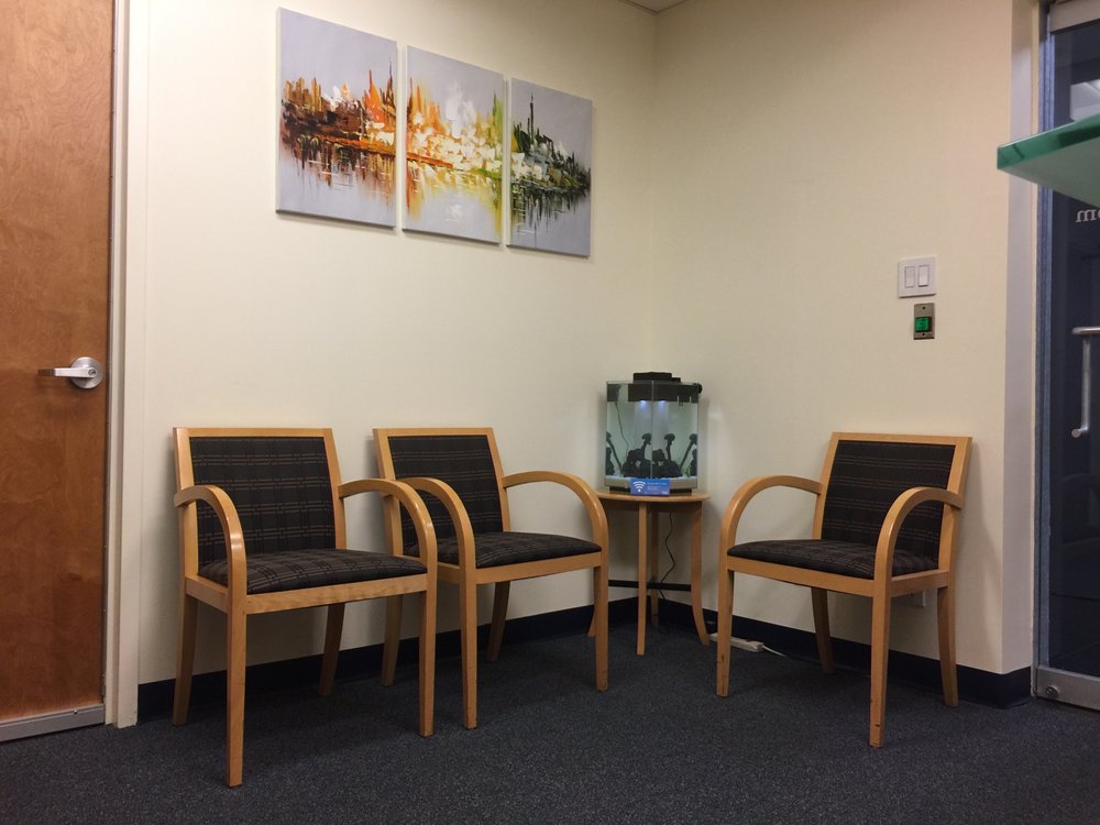 I Know My Chiro, Chiropractic Wellness Center picture